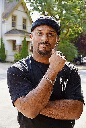 Profile photo for simon xavier