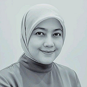 Profile photo for Shelly Ricky Muzakir