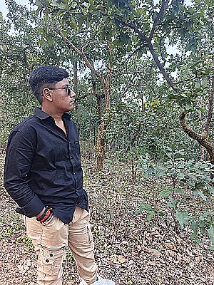 Profile photo for Aniket Gupta