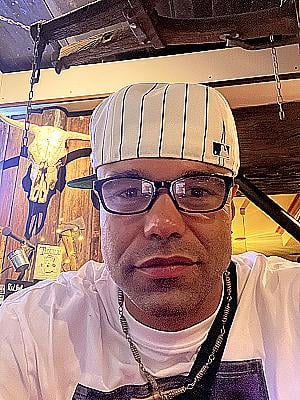 Profile photo for Simon MacPherson