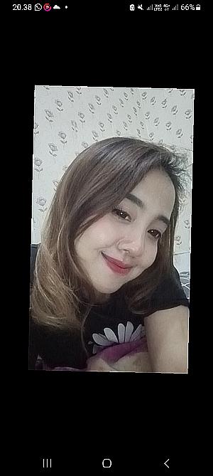 Profile photo for Holly Timurria