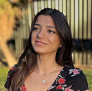 Profile photo for Simona Hoy