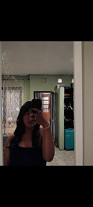 Profile photo for Ade Shaputri aminullah