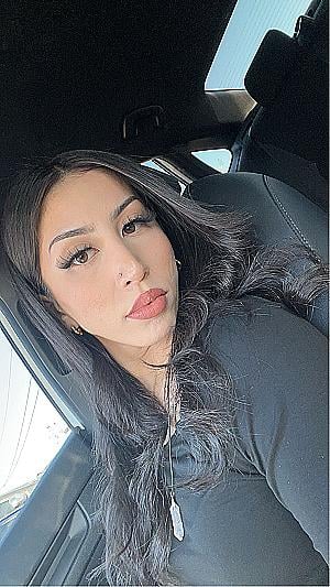 Profile photo for Jocelyn Barrientos