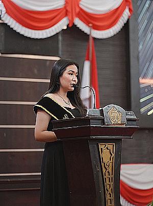 Profile photo for Della Felcia