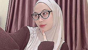 Profile photo for Dea mustary