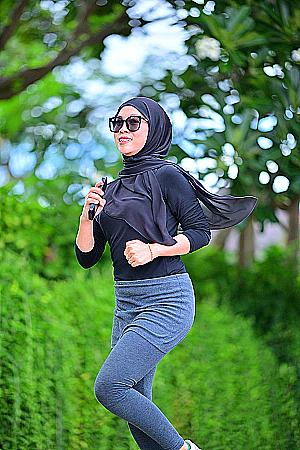 Profile photo for Dwi Ira Wati