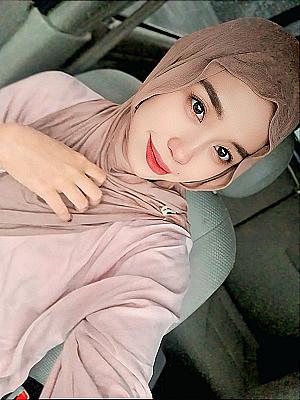 Profile photo for Ekyl Putri