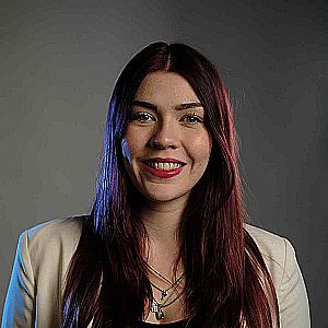 Profile photo for Linda Hughes