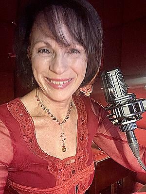 Profile photo for Cheryl Holling