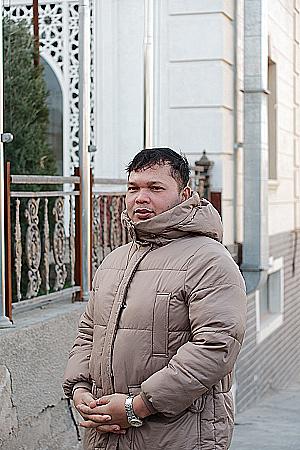 Profile photo for Ari hidayat