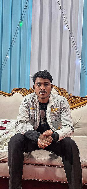 Profile photo for Jaha Lom