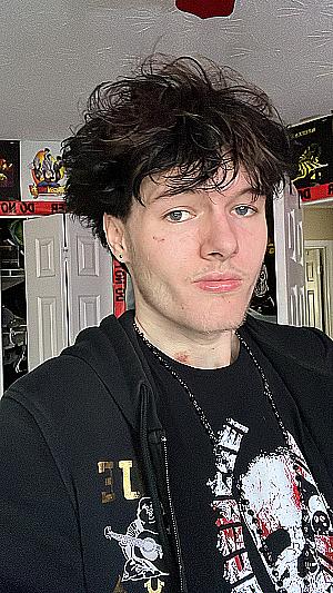 Profile photo for Logan Worsley