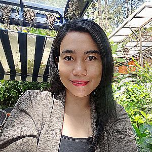 Profile photo for Christi Pelo