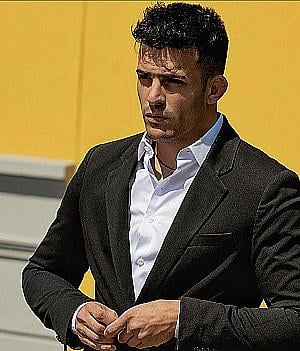 Profile photo for yari lettieri