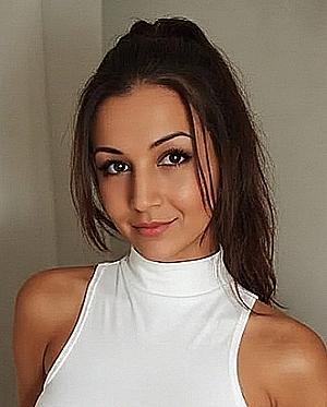 Profile photo for Michelle Bauer