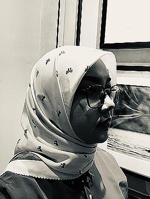 Profile photo for Desty S Lestari