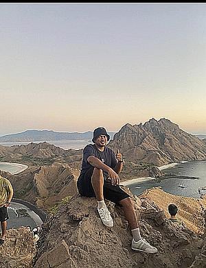 Profile photo for Luki Beri