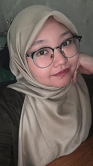 Profile photo for Indah Pratiwi