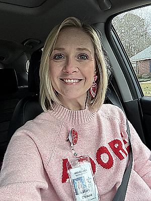 Profile photo for Mandi Deano