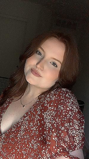 Profile photo for Ambree Tomb