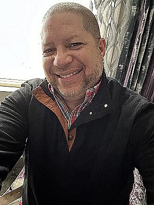 Profile photo for Paul Louis