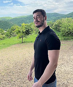 Profile photo for senan choban