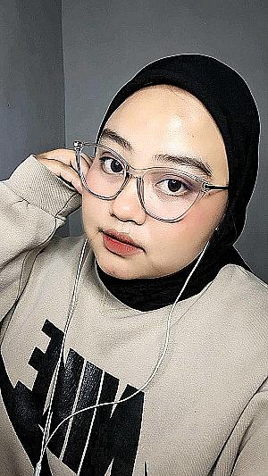 Profile photo for Cindy febrianti ginting