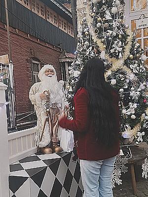 Profile photo for Neelofar Neelofar