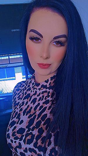 Profile photo for Monique Kruger