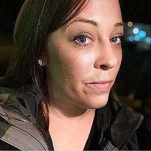 Profile photo for Leslee Cesarski