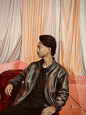 Profile photo for Aniket Dey