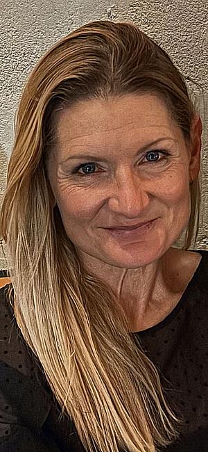 Profile photo for Mia Martin