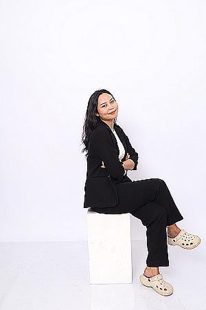 Profile photo for Ni Made