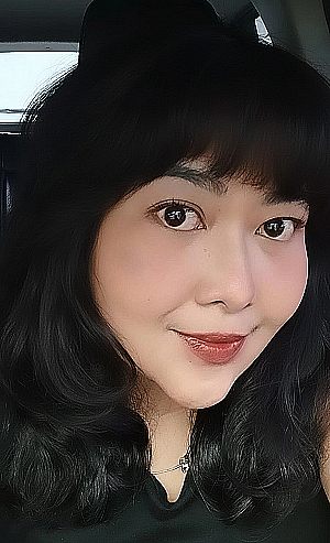 Profile photo for Stella Yuditha