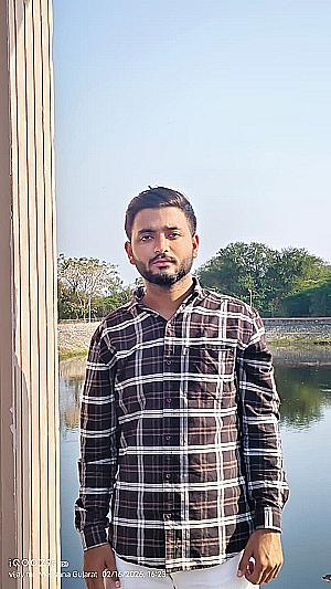 Profile photo for Varun Chaudhary