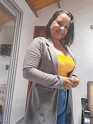 Profile photo for Yeni Olaya