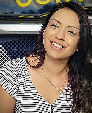 Profile photo for Julia Santos