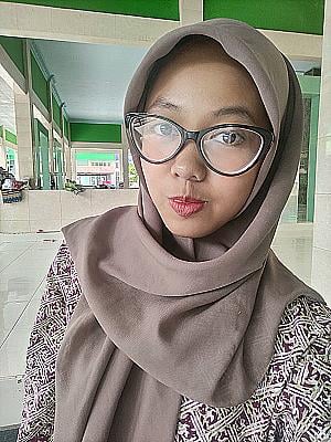 Profile photo for Nabila Shofya
