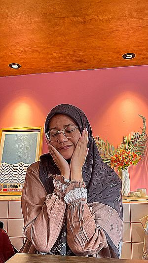 Profile photo for Nini Sabri