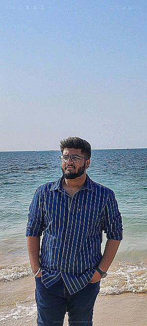 Profile photo for Hiren Khuva