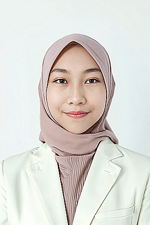 Profile photo for Tri Wulandari