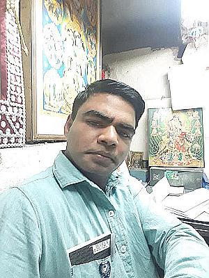 Profile photo for Suraj hela