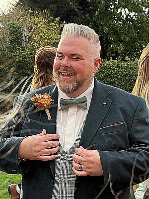 Profile photo for Craig Carlton Hart