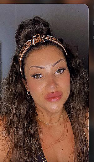 Profile photo for Katryna Arseneau