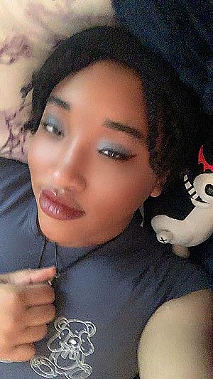 Profile photo for Alizabeth Carter