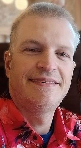 Profile photo for Tobias Busch