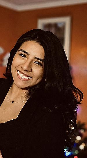 Profile photo for Jazmin G