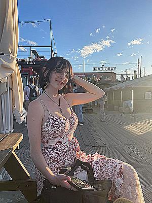 Profile photo for Anika Leck