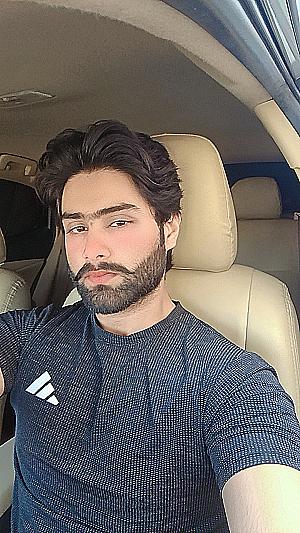 Profile photo for Aazmeer Hashmi